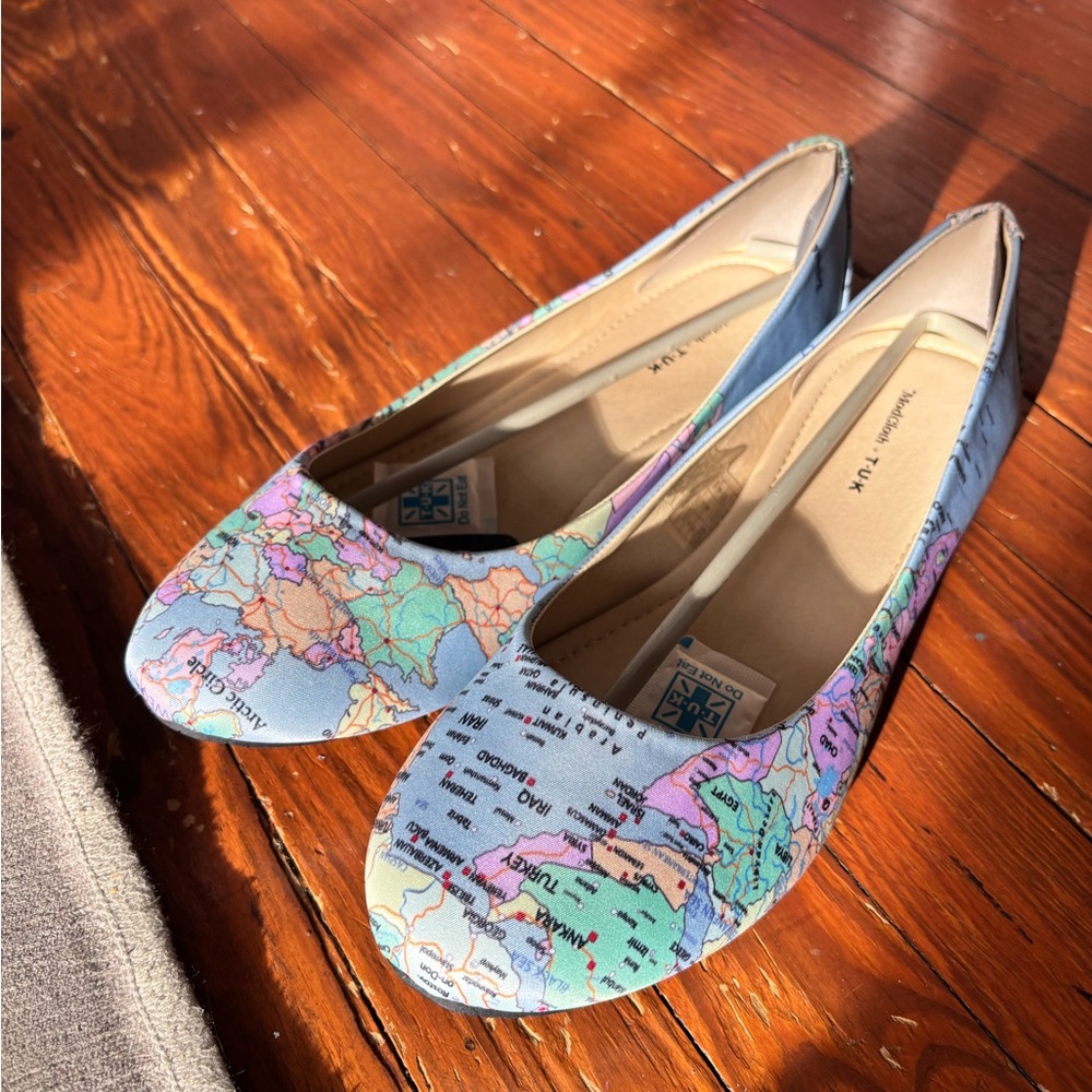 ModCloth Global Sensation Map Flats Women's Shoes Size 12 TUK